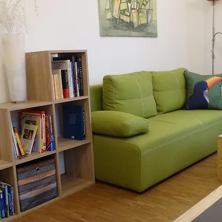 Lindenhof Apartment *