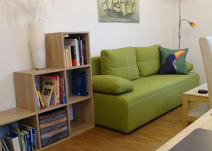 Lindenhof Apartment *